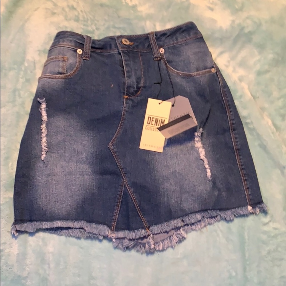 Fashionnova distressed denim skirt
